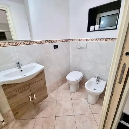 Delizioso Con Soppalco Genova