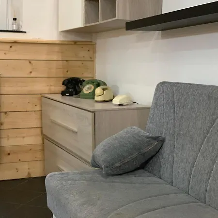 Delizioso Con Soppalco 제노바