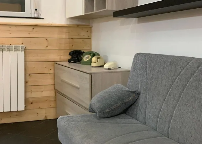 Delizioso Con Soppalco 제노바